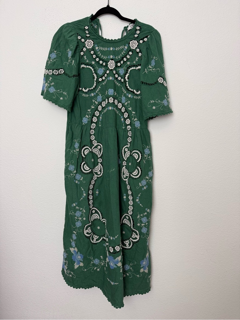Sea New York Vesna Embroidered Linen Blend Midi Dress Floral Size S $595 Resort - Picture 2 of 9